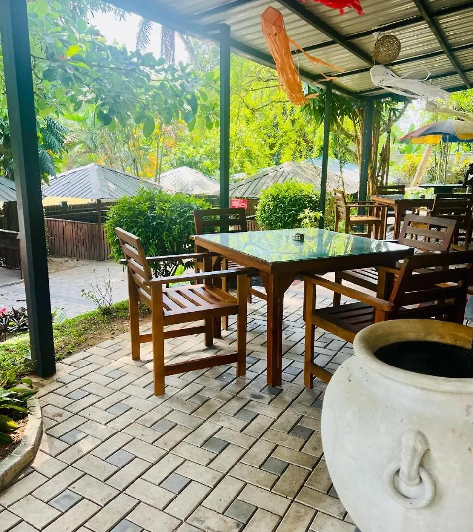 Sadamadala Guest House Канди Шри-Ланка